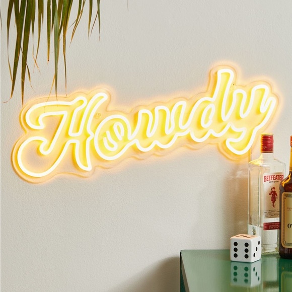 UO Neon Howdy Sign - Picture 4 of 4